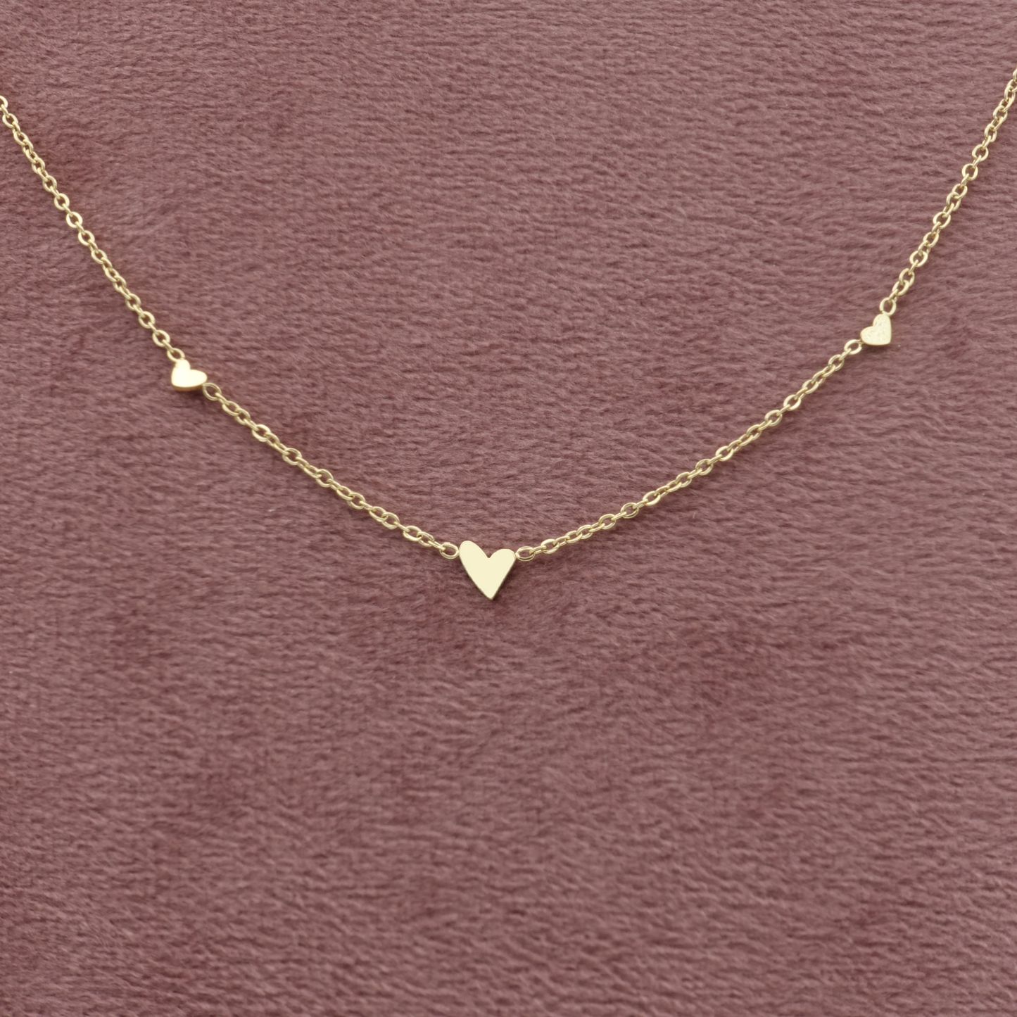 RVS ketting met 3 kleine hartjes | Goud