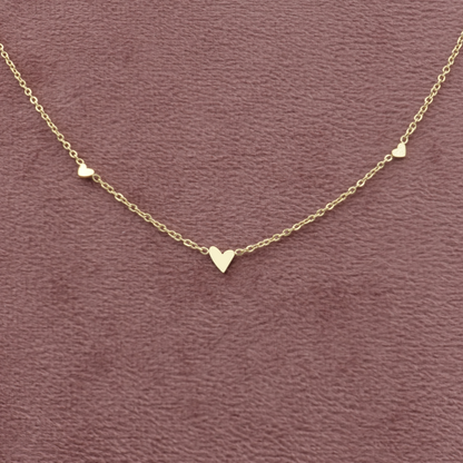 RVS ketting met 3 kleine hartjes | Goud